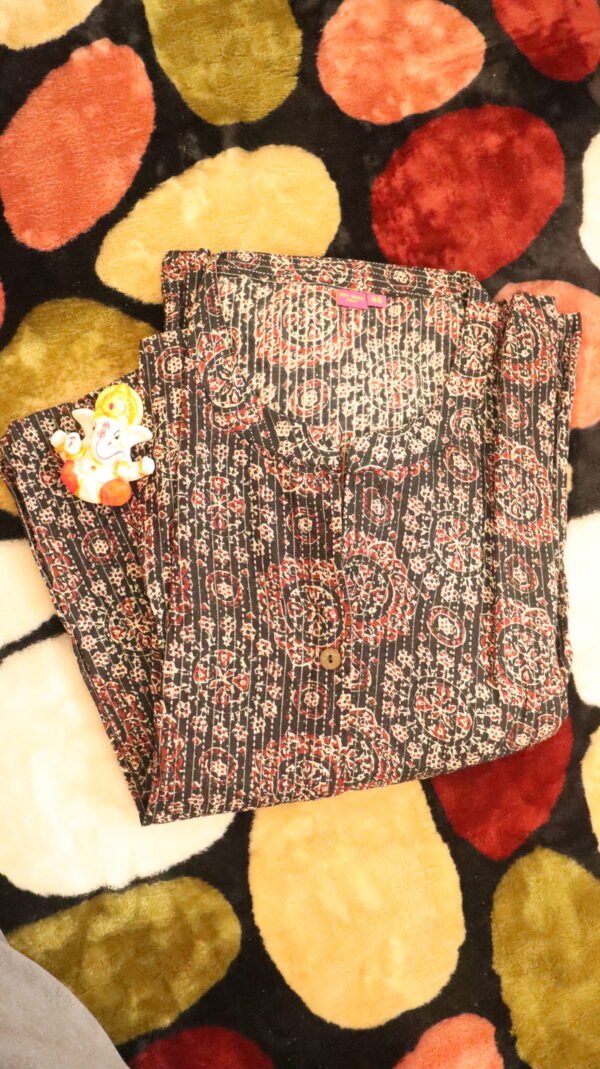 Kurti top